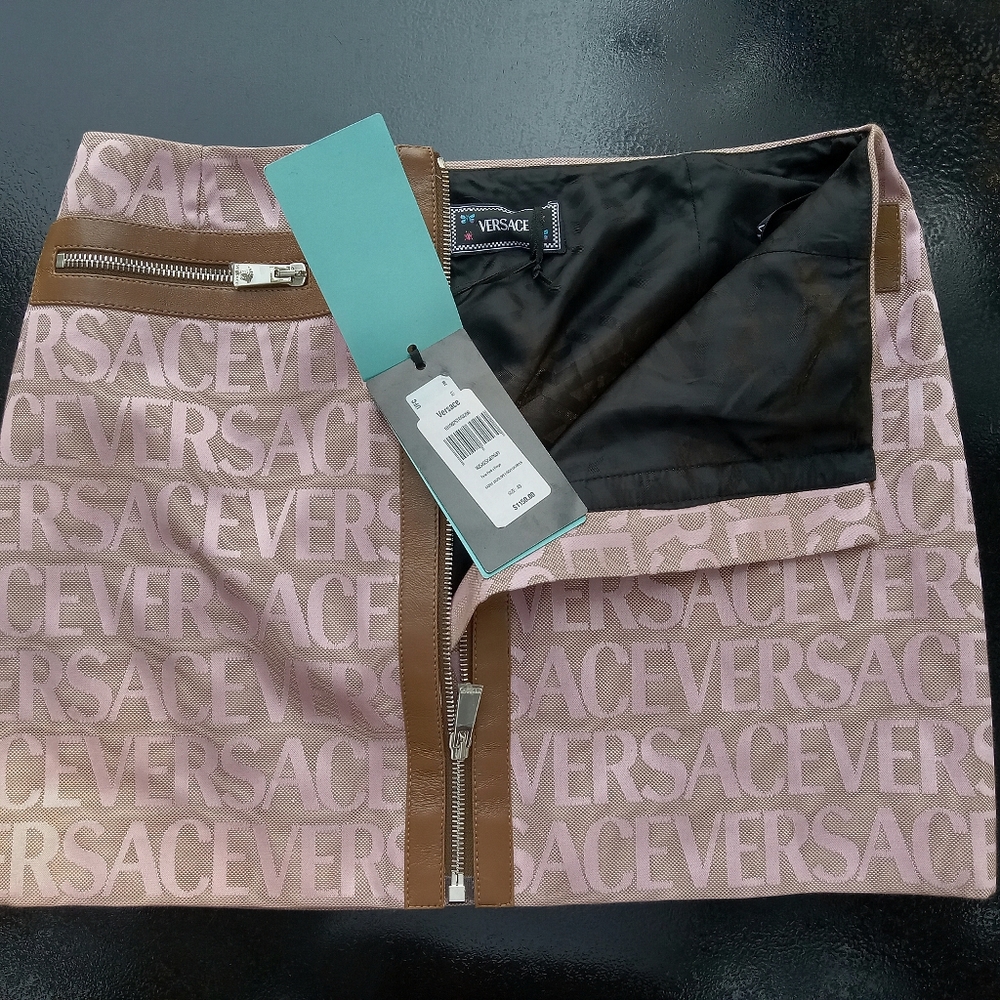 VERSACE - Picture 4 of 5